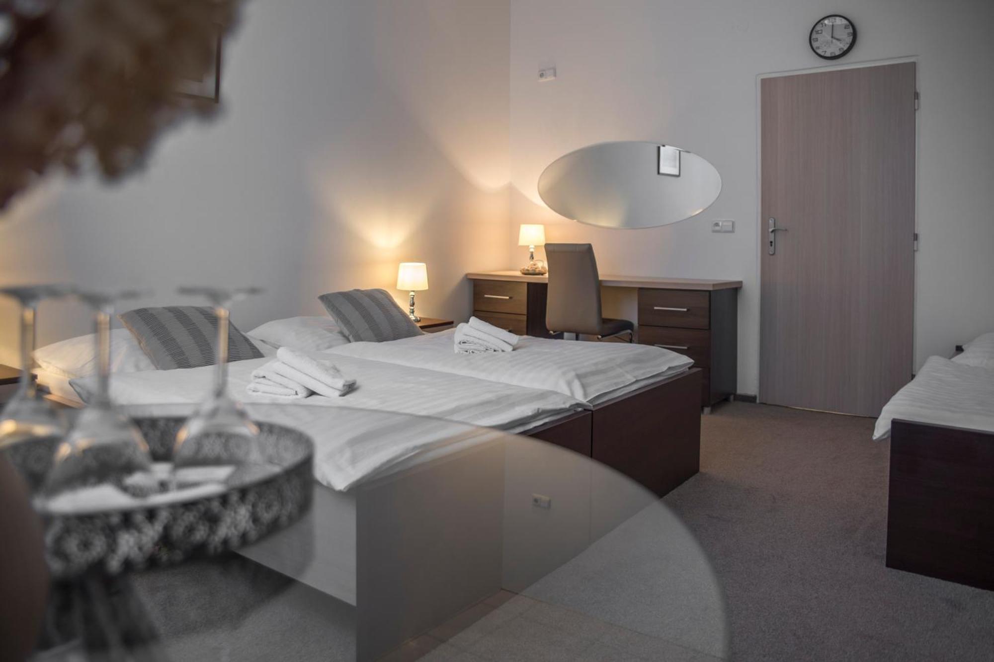 Classic Apartmany Trinec Extérieur photo