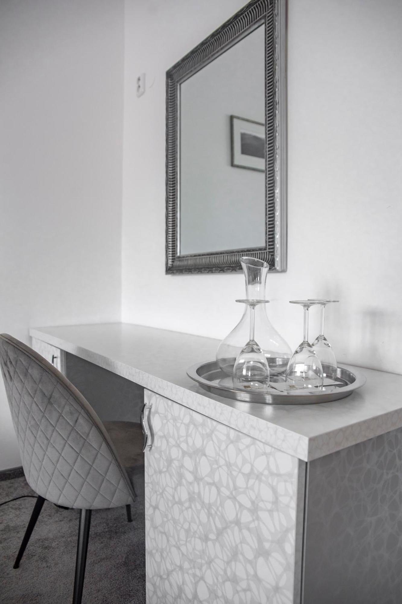 Classic Apartmany Trinec Extérieur photo